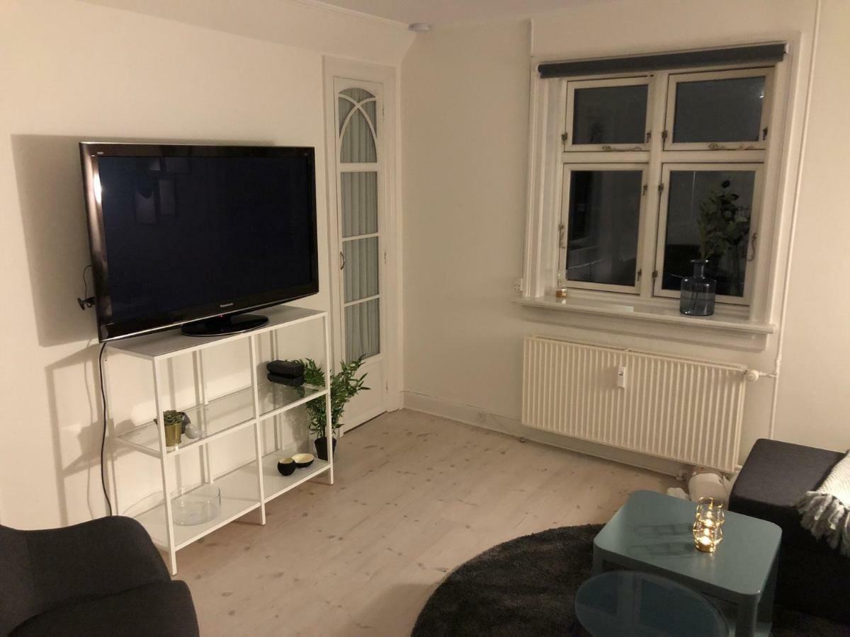 Nice 1St Floor Apartment Hvidovre Kültér fotó